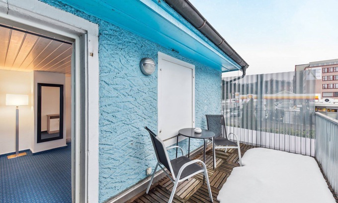 Bergdietikon Apartment | 6-Bedroom Retreat in Dietikon – Ideal for Groups