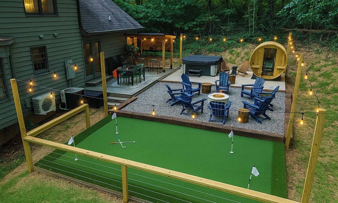 Asheville House | 6 Br Sleeps 20 I Sauna Theater Putt Putt Hot Tub