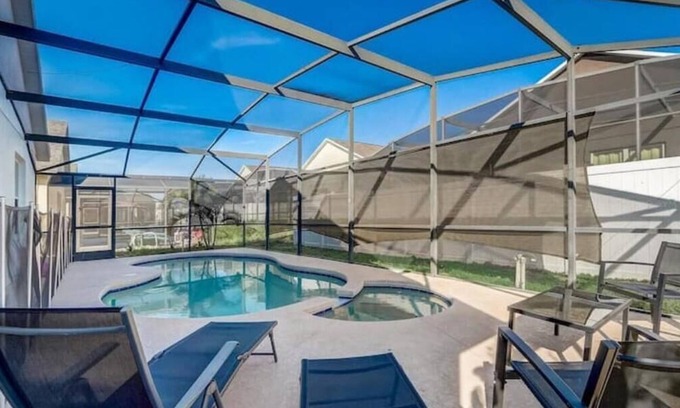 Sunset Ridge Apartment | 6 BR Star Wars theme house