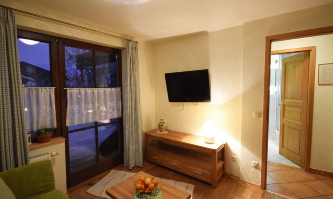 Grassau Apartment | 6. Fewo Hörndlwand, 38 qm, 1-2 Pers., 1 Schlafzimmer, 1 Wohnschlafraum, Süd-Terrasse