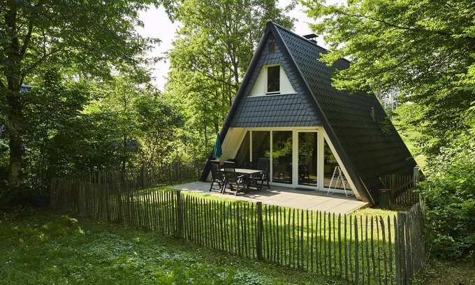 Kell am See House | 6-person dog bungalow in the holiday park Landal Hochwald