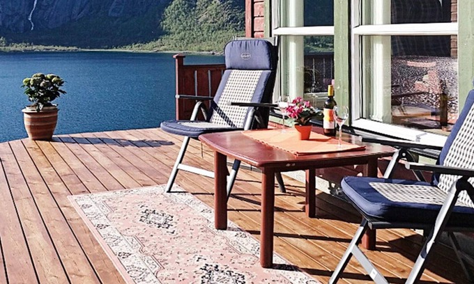Hadsel House | 6 person holiday home in Tengelfjord