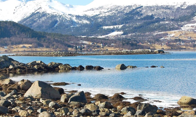 Fiksdal House | 6 person holiday home in tomrefjord