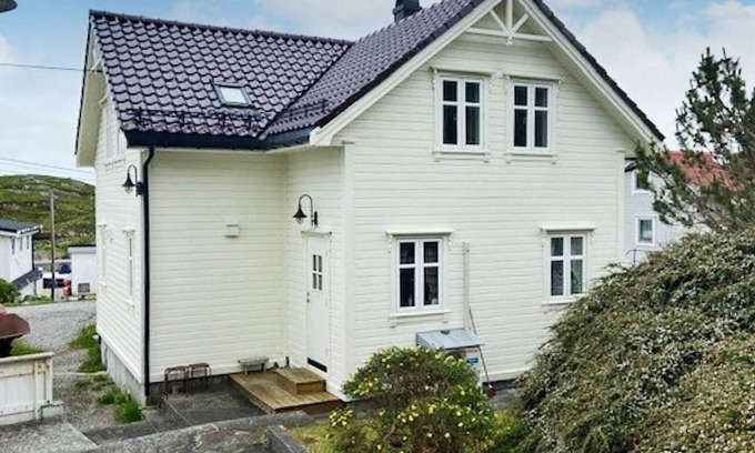 Hernar House | 6 person holiday home in Hernar-By Traum