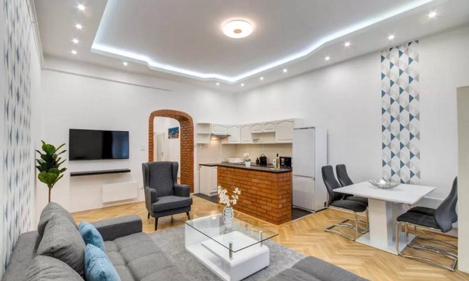Castle Hill Apartment | 60 m² Apartment ∙ 1 bedroom ∙ 2 guests
