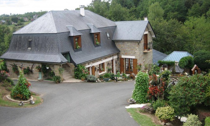 Lissac-sur-Couze House | 60 m² Gîte ∙ 2 bedrooms ∙ 4 guests