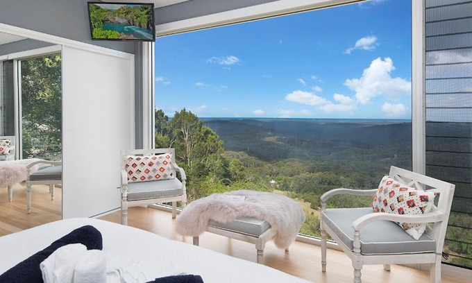 Balmoral Ridge House | 629 Balmoral Ridge