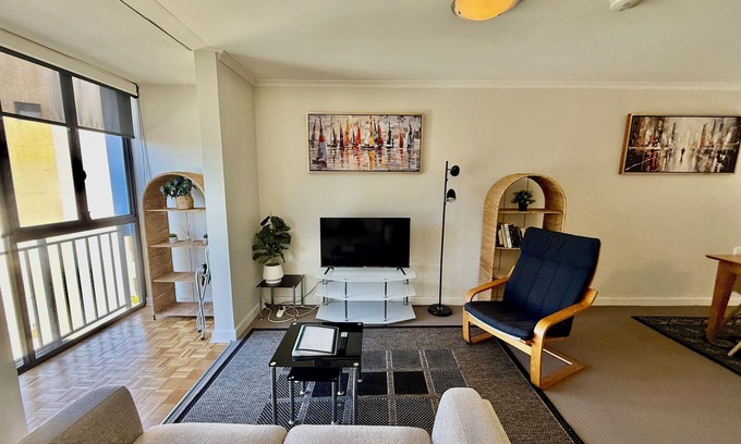 West Perth Apartment | 63 Spectacular City Views 1BR adj Kings Park