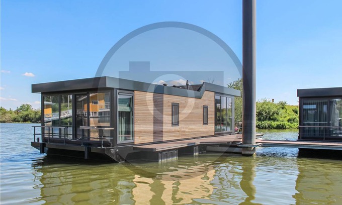 Ohe en Laak Boat Rental | 64 m² Houseboat ∙ 2 bedrooms ∙ 4 guests