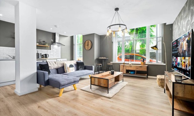 Birmingham Apartment | 65 m² Apartment ∙ 1 bedroom ∙ 2 guests