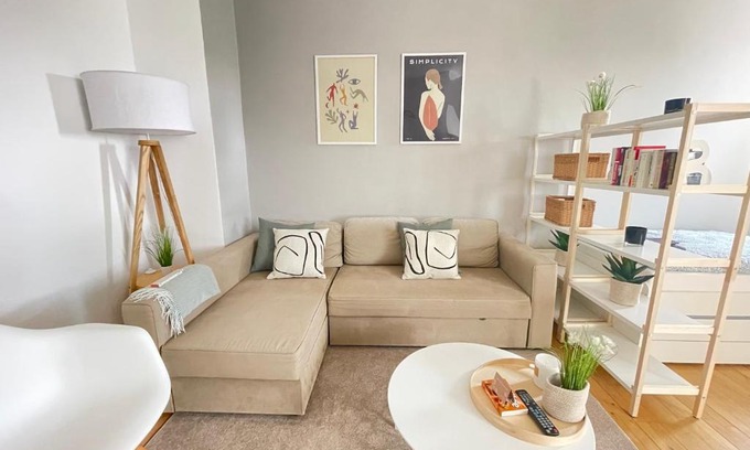 Linden-Nord Apartment | 65qm - city - popular street - Limmerstrasse - MalliBase Apartments