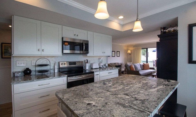 Saint Helena Island Condo | 665 New Haven - New to VRBO! Resort Access Included!