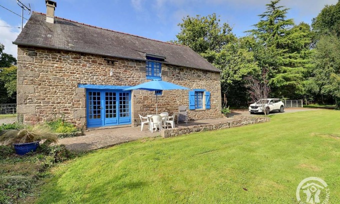Saint-Pierre-de-Plesguen House | 68 m² Gîte ∙ 2 bedrooms ∙ 5 guests