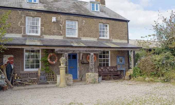 Redbrook Cottage | 7 bedroom accommodation in Whitchurch