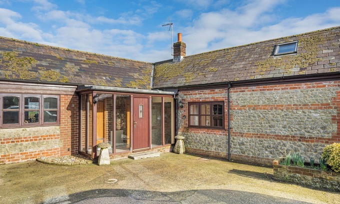 Pulham Cottage | 7 bedroom accommodation in Plush, near Piddletrenthide
