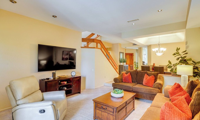 Scottsdale Ranch Condo | 7 Mi to TPC Scottsdale: Condo w/Water Views!