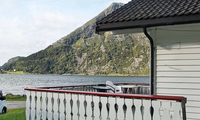 Silda House | 7 person holiday home in Selje