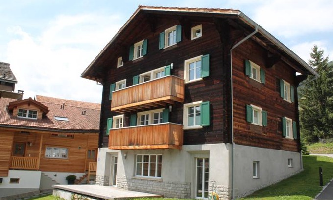 Sedrun Apartment | 70 m² Apartment ∙ 3 bedrooms ∙ 5 guests