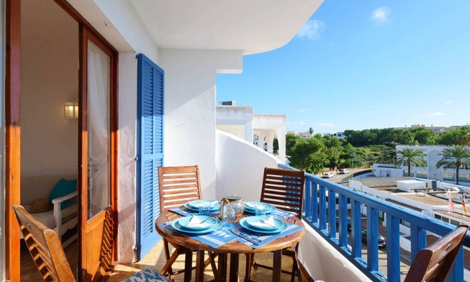 Cala Marcal Apartment | 70 m² Apartment ∙ 2 bedrooms ∙ 4 guests