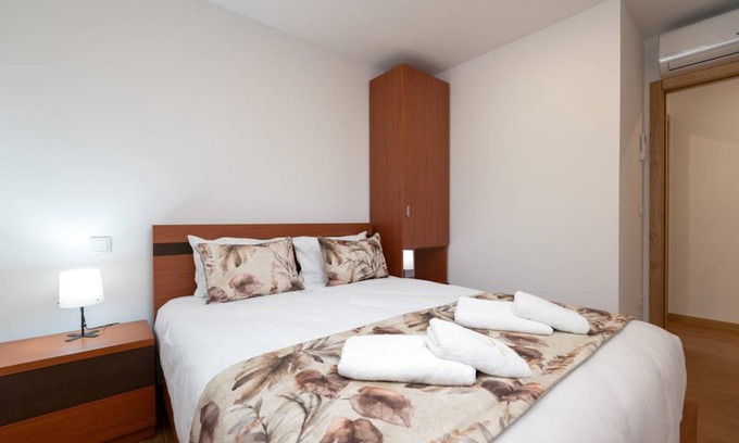 Paredes House | 70 m² House ∙ 2 bedrooms ∙ 4 guests