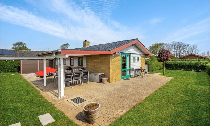 Flovt Strand House | 70 m² House ∙ 3 bedrooms ∙ 6 guests