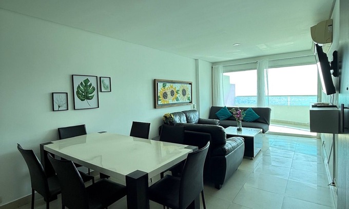 El Laguito Apartment | 702A. Charming Apartment near the beach in Cartagena