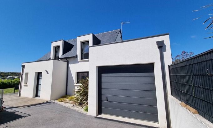 Audierne House | 710-Modern villa 100m from the beach