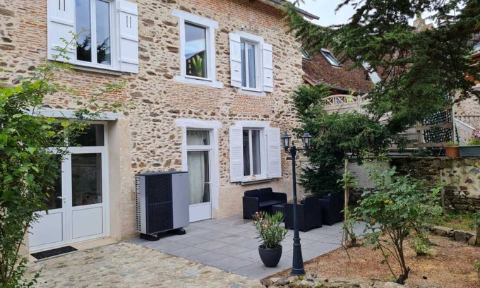 Lubersac House | 74 m² Gîte ∙ 2 bedrooms ∙ 4 guests