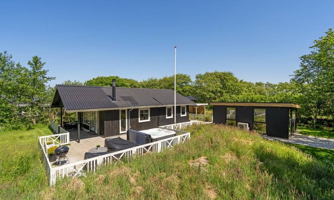 Rindby Strand House | 74 m² House ∙ 2 bedrooms ∙ 4 guests