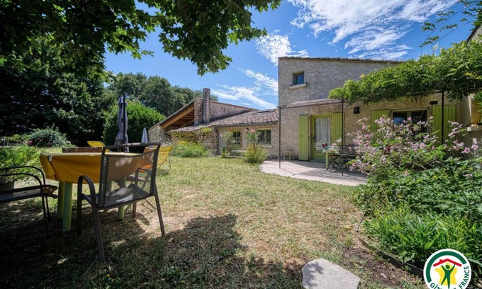 Allex House | 75 m² Gîte ∙ 2 bedrooms ∙ 4 guests
