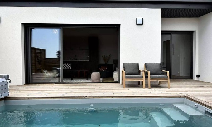 Erquy Villa | 766 - Modern house with private pool.