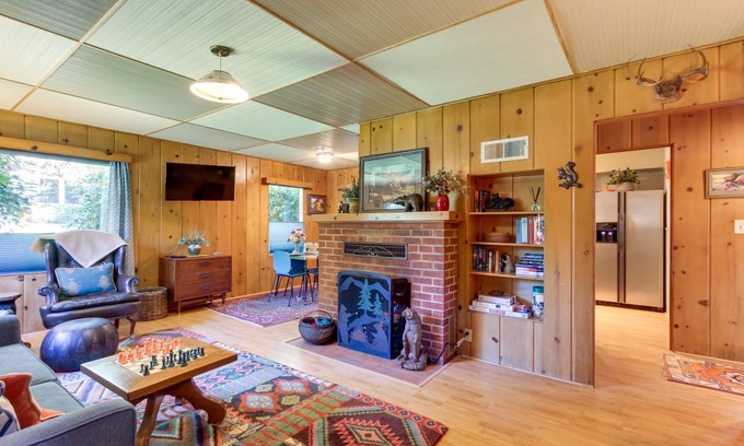 Walterville Cottage | 78 m² Cabin ∙ 2 bedrooms ∙ 4 guests