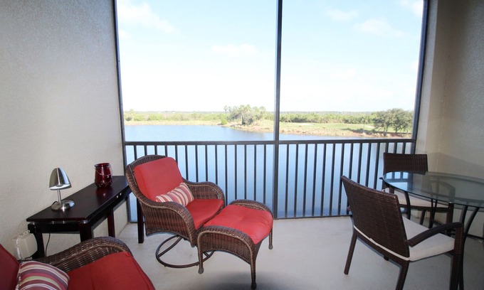 Bradenton House | 7911-304 Gorgeous view condo with a golf membership