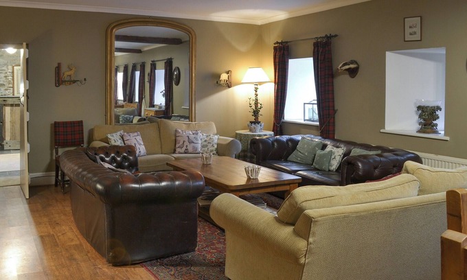Bodmin Cottage | 8 bedroom accommodation in Colquite, Washaway