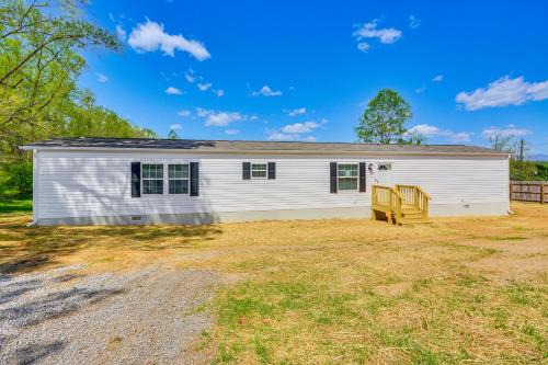 Bedford House | 8 Mi to Main Street Home with Yard in Bedford!