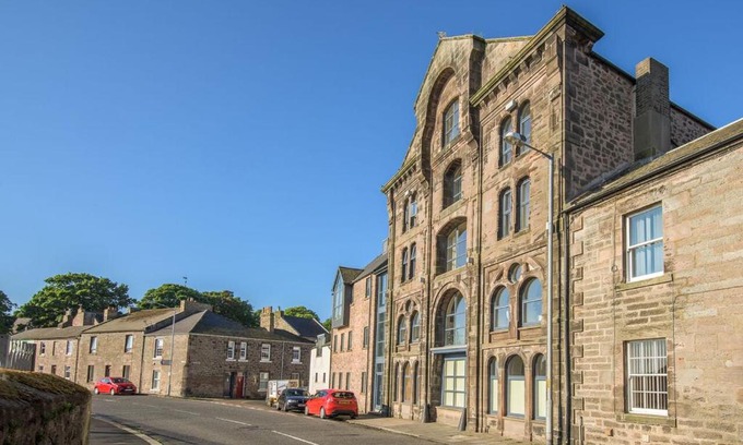 Tweedmouth Apartment | 8 Mill Wharf