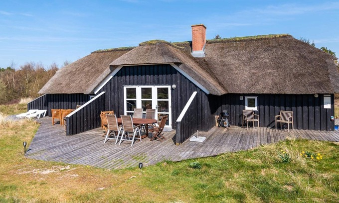 Sonderho House | 8 person holiday home on a holiday park in Fanø