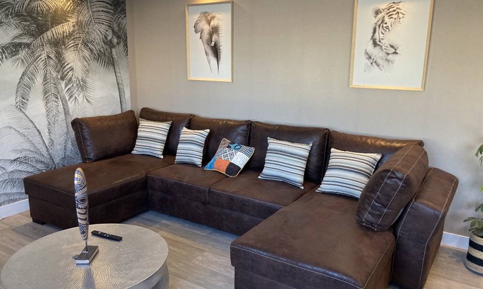 Fecamp Apartment | 80 m² Apartment ∙ 3 bedrooms ∙ 6 guests
