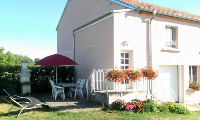 Choiseul Cottage | 80 m² Cabin ∙ 2 bedrooms ∙ 4 guests