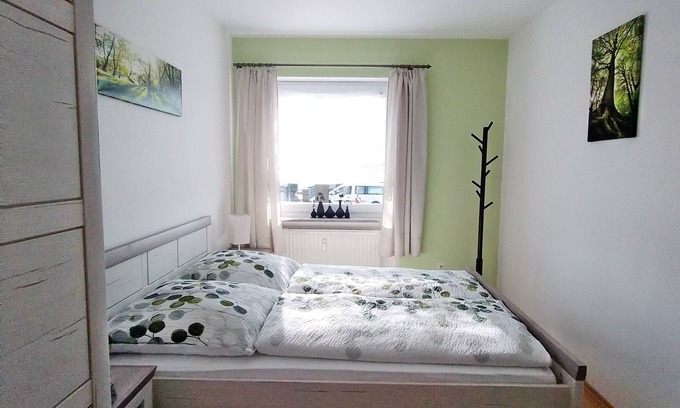Tirschenreuth Apartment | 80 qm Moderne Wohnung mit Balkon und Garten im Herzen von Tirschenreuth