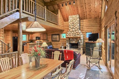 Boyne City House | 823 Mountain Cabin