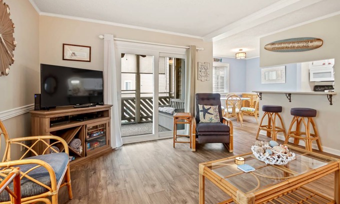 Ocean Drive Condo | 83 m² Condo ∙ 2 bedrooms ∙ 6 guests
