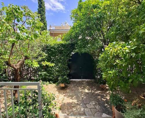 Chalandri Apartment | 85 m² Apartment ∙ 2 bedrooms ∙ 5 guests