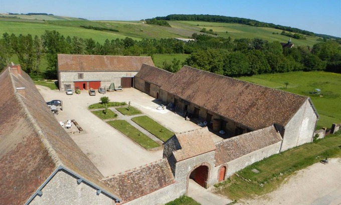 Les Vallees-de-la-Vanne Cottage | 85 m² Cabin ∙ 2 bedrooms ∙ 5 guests