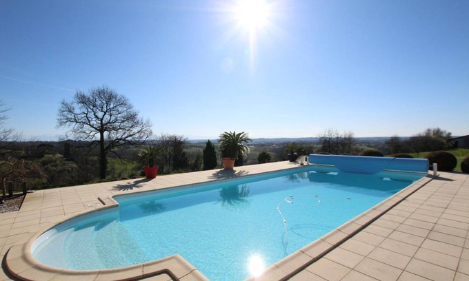 Malaussanne House | 85 m² Gîte ∙ 3 bedrooms ∙ 5 guests