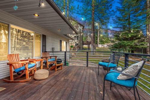 Clarksville House | 8732 Clarkview