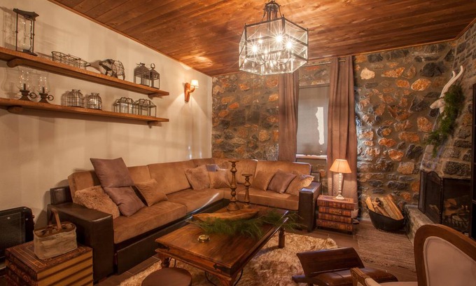 Aghios Athanasios House | 88 m² House ∙ 2 bedrooms ∙ 6 guests