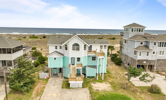Waves House | 8BR Oceanfront home - Game & theater rooms, private pool, hot tub ★
