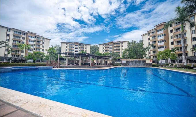 Barrio Santa Lucia Condo | 9-26 Jaco Beach Beautiful Costa Linda Condo penthouse with pool view, coworking