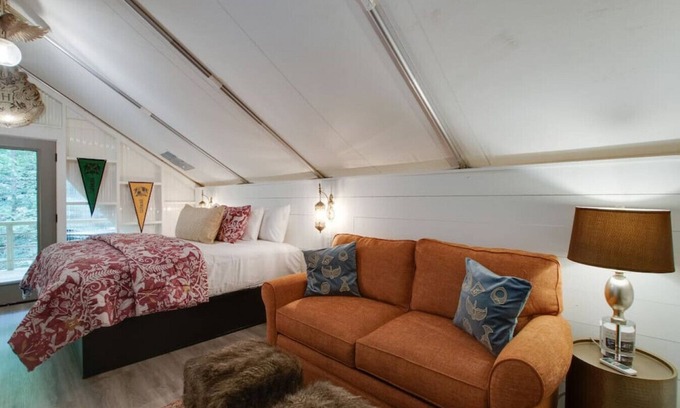 Groveoak RV Rental | #9 Hogwarts Luxury Glamping Tent Hogwarts Theme